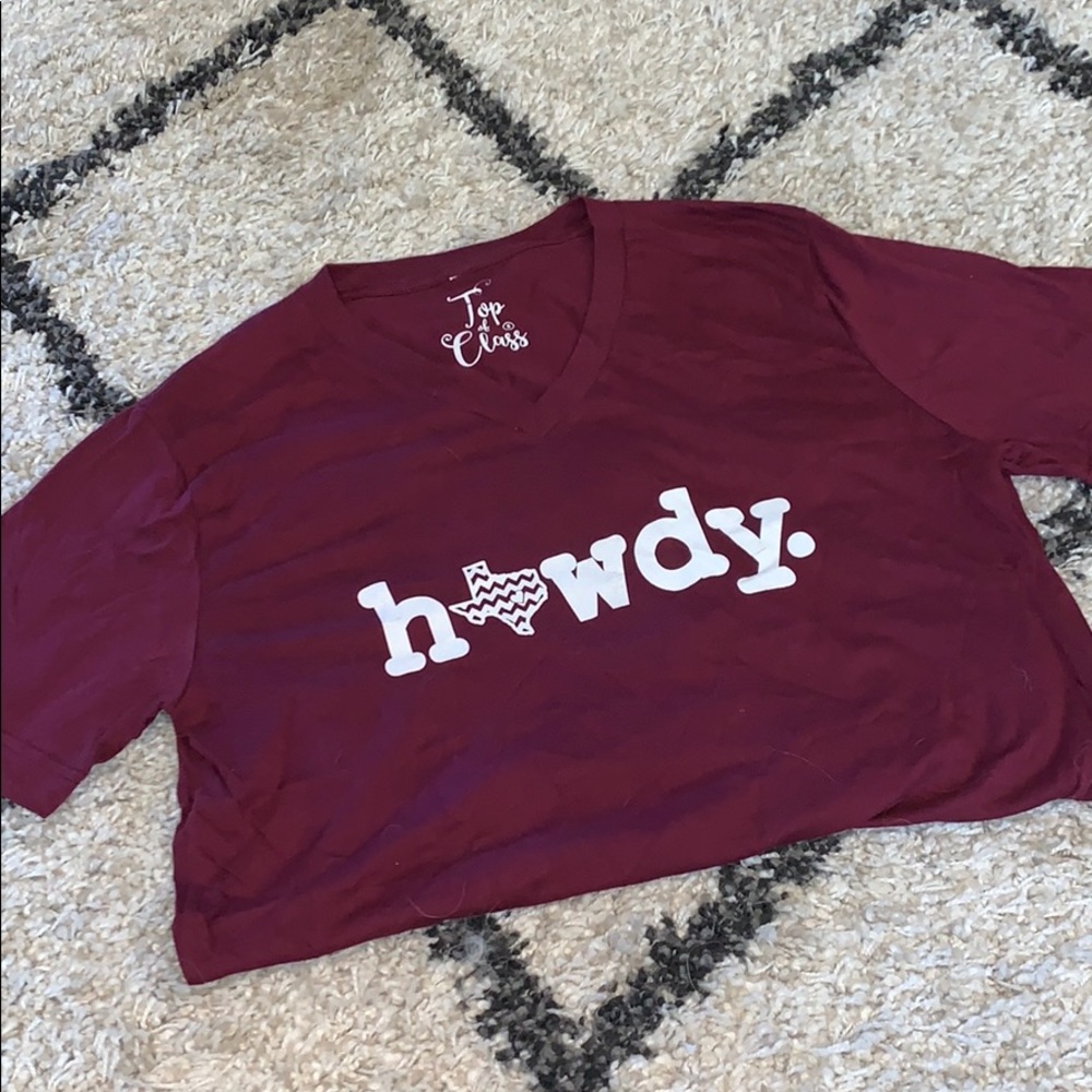 Howdy v neck T-shirt